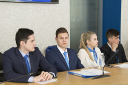Выпускники "Газпром-класса" поделились планами на будущее