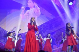 Фестиваль завершился выступлением победительницы первого сезона шоу «Голос» Дины Гариповой