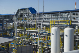 Производительность установки КЦА по сырью составляет 42 тыс. кубометров в час