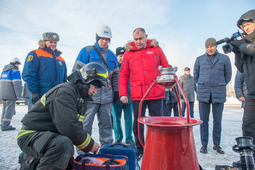 В ходе строевого смотра гостю продемонстрировали подготовку личного состава пожарно-спасательной части ООО «Газпром нефтехим Салават»