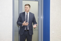 Приветствует участников программы заместитель генерального директора по управлению персоналом ООО «Газпром трансгаз Уфа» Дмитрий Пономарев