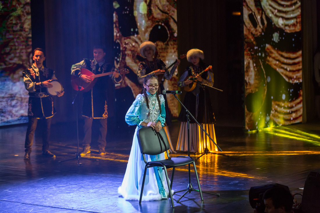 Индира Ташбулатова рассказала стихотворение Мустая Карима на башкирском языке
